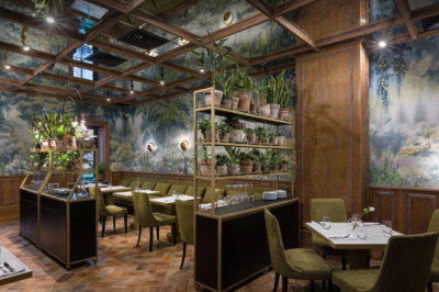 Бармен в ресторан Dom №10 на Подолі