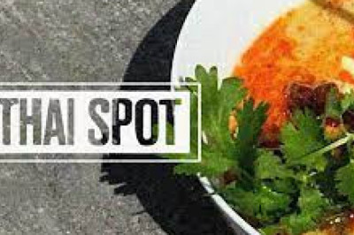 Старший кухар в Thai SPOT